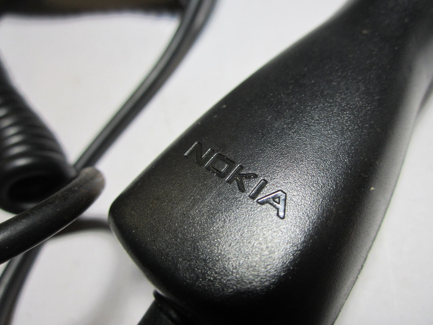Genuine 5.7V 800mA Nokia DC-6 Lumia 925 1020 1520 620 630 720 Car Charger E24