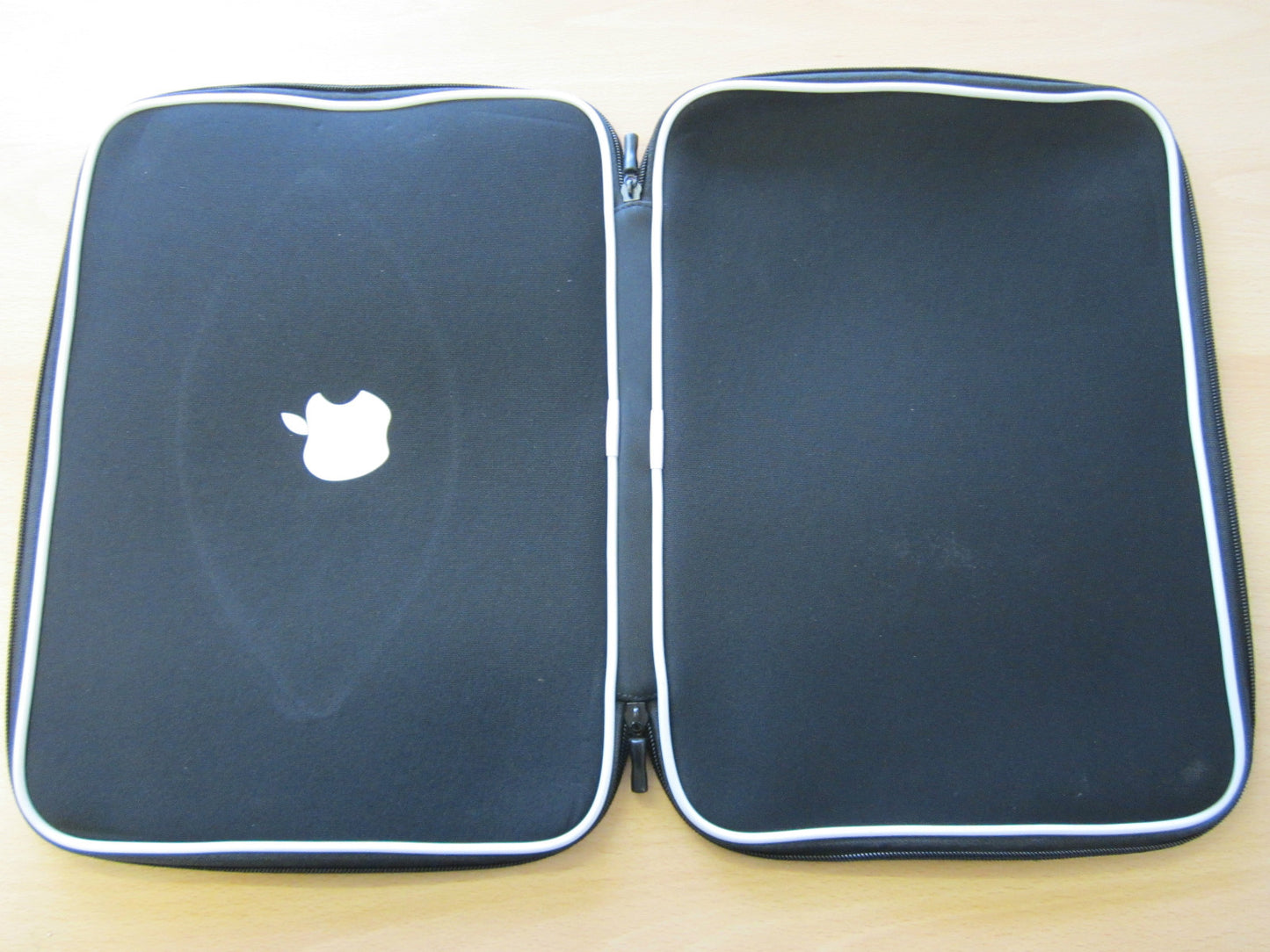 Black Sleeve Under Arm Wallet Case Laptop Bag for 13" Apple Macbook Pro