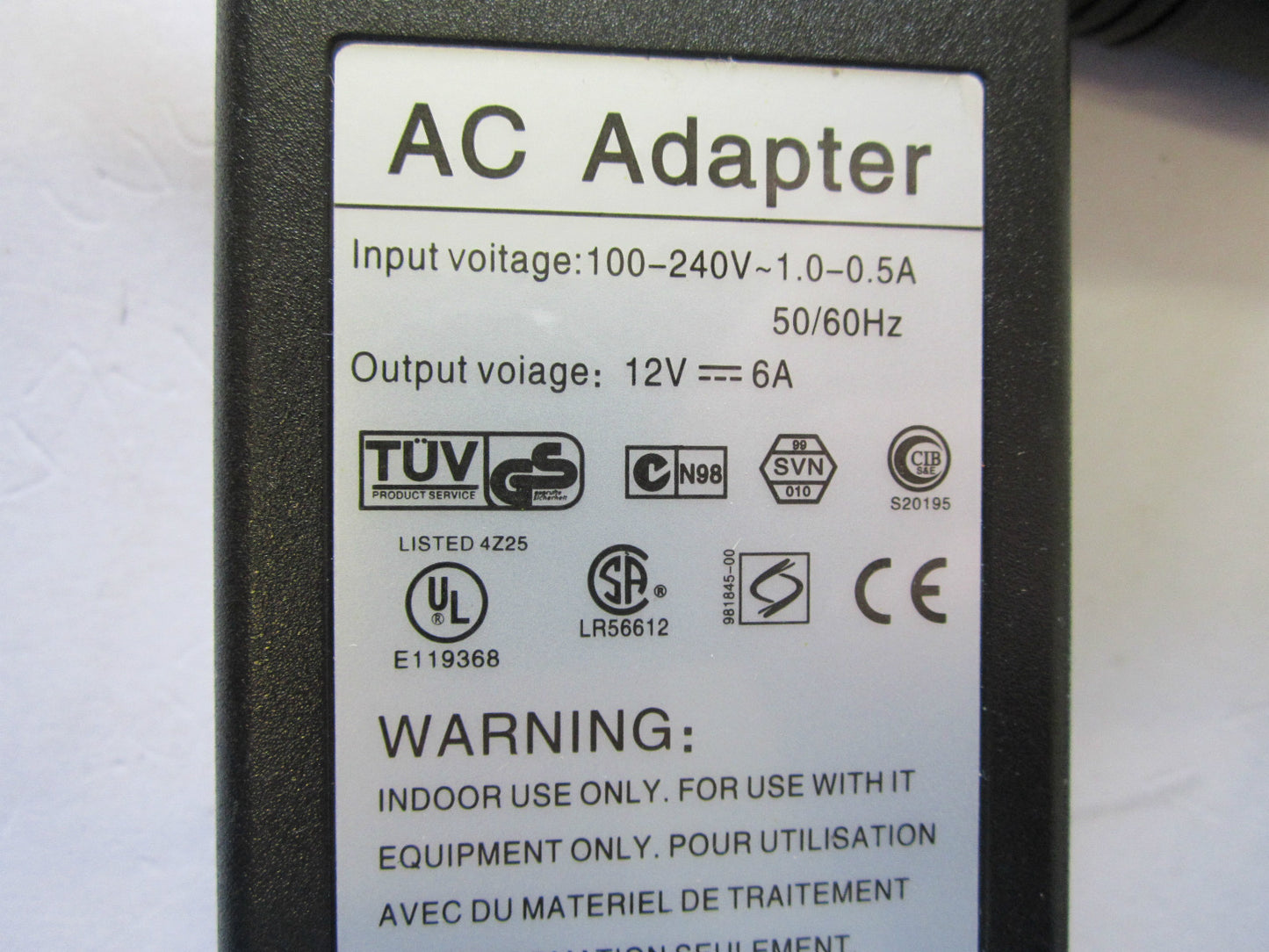 240V 6A Power Supply to 12V DC Car Socket Voltage Converter Adapter (72W)