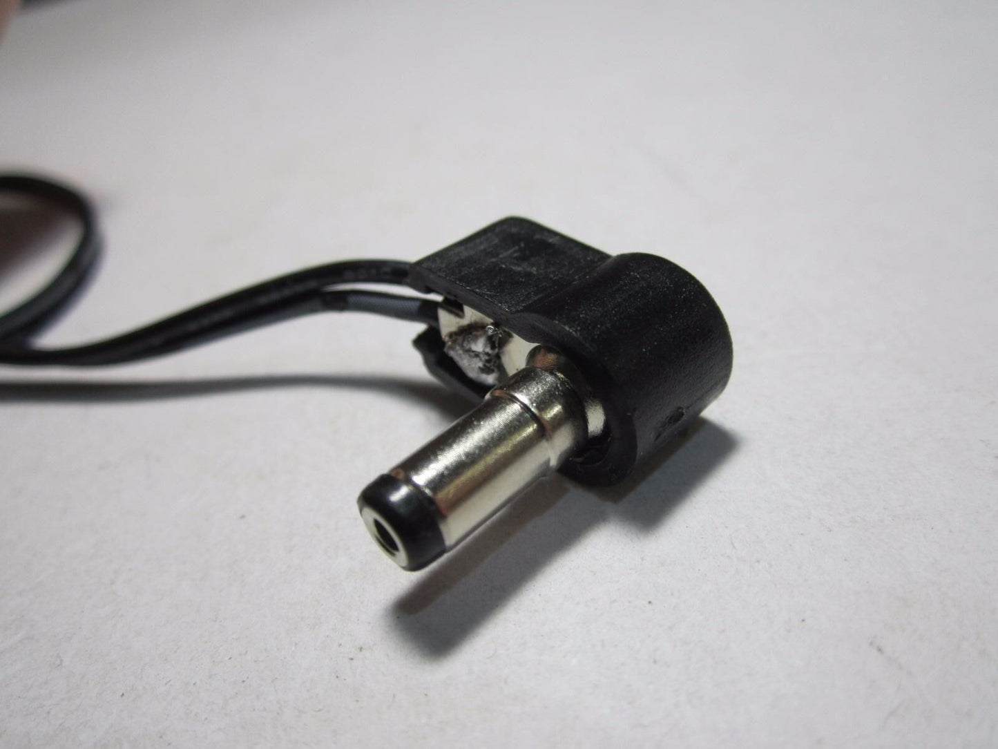 Replacement 5V 2000mA Model: ZB-01-5020EN Mains AC-DC Adaptor Power Supply