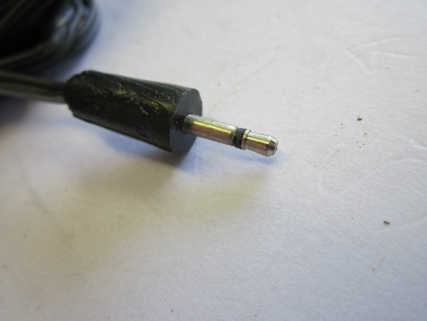 5.5V EU Mains AC-DC Adaptor Power Supply with 2.5mm Male Jack Plug