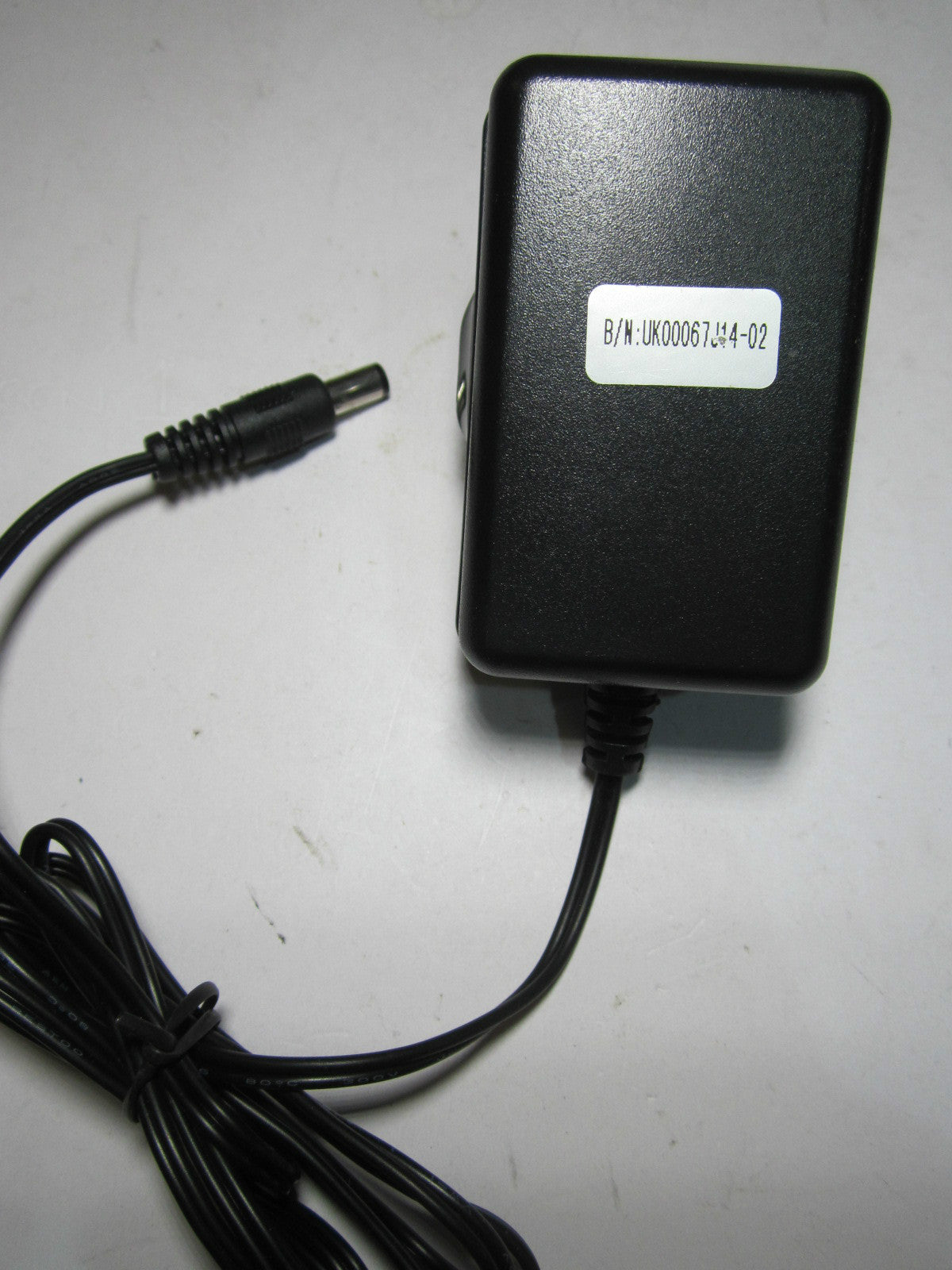 UK 5.0V 2.0A Switching AC/DC Power Adapter Kinga Electronics FLD0710-5.0V2.00A
