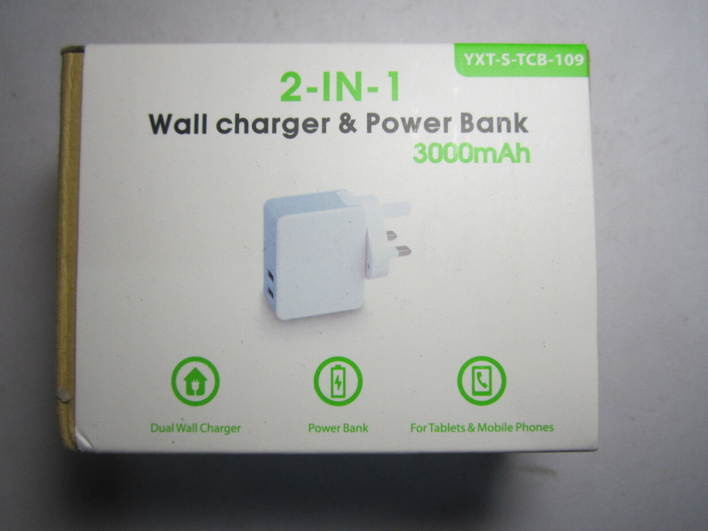 UK 5V 2.4A + 5V 2.1A Dual USB Mains Charger Adaptor + Power Bank 3000mAh Battery
