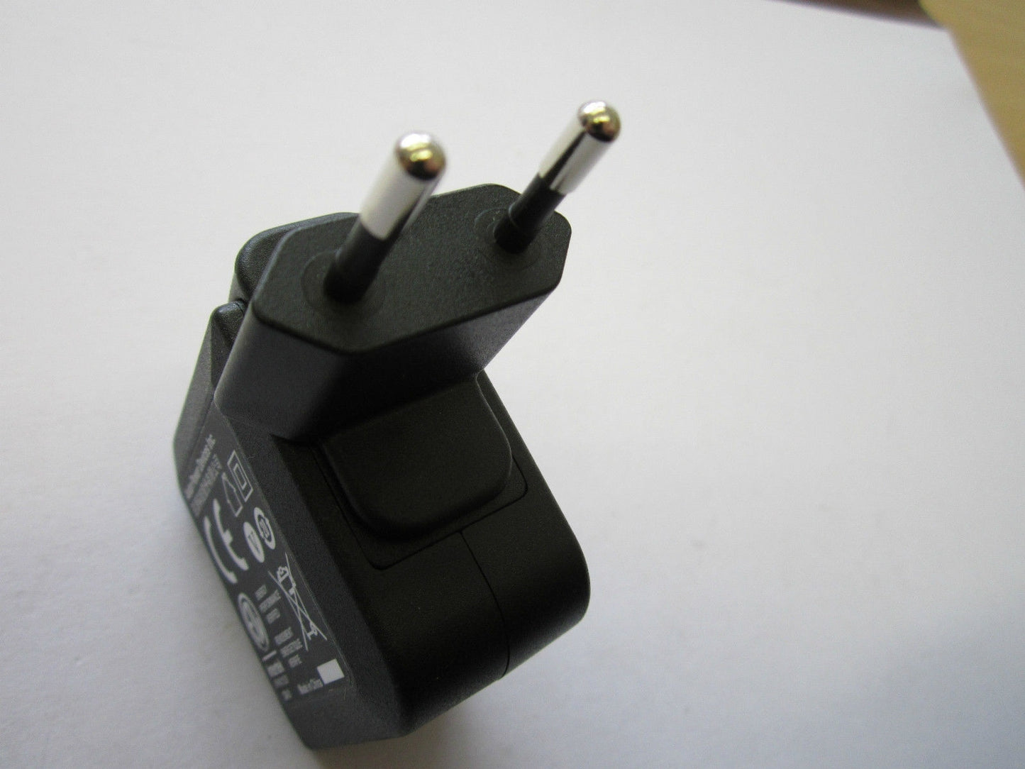 EU Genuine APD Asian Power Devices Inc AC-DC Adaptor WA-10L05RC 5V 2A USB PLUG