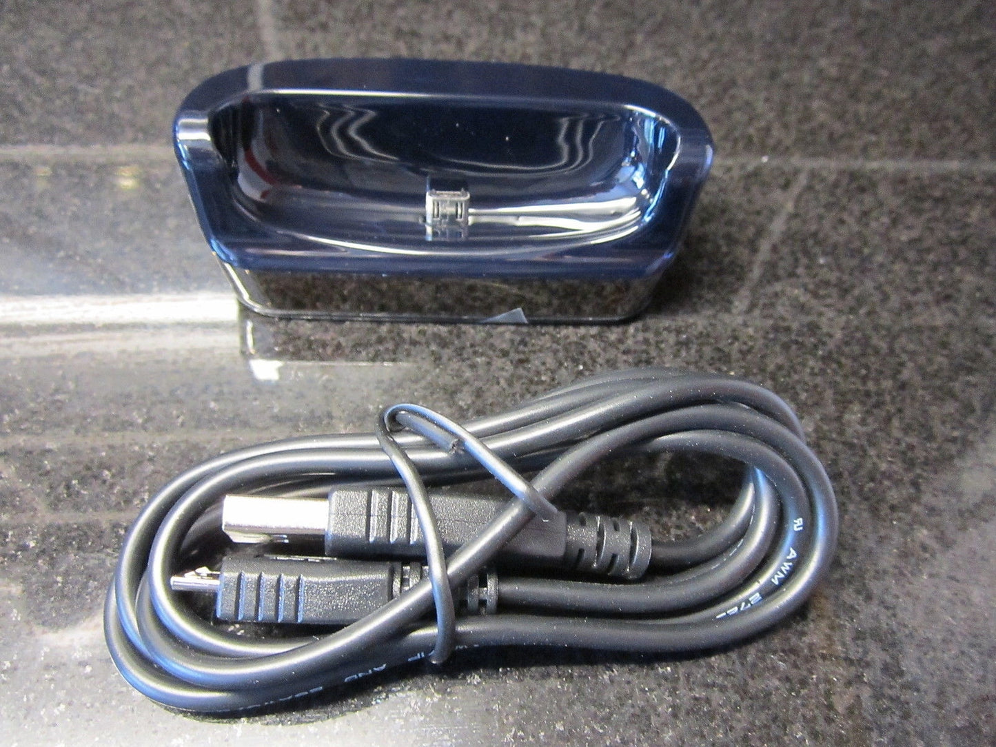 USB Desktop Charging Docking Station Stand Dock Cradle for Galaxy Note I9250