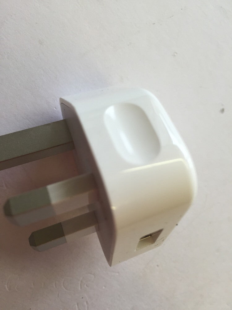 NEW Genuine Original White USB Charger Plug Model A1399 5V 1A Apple Product