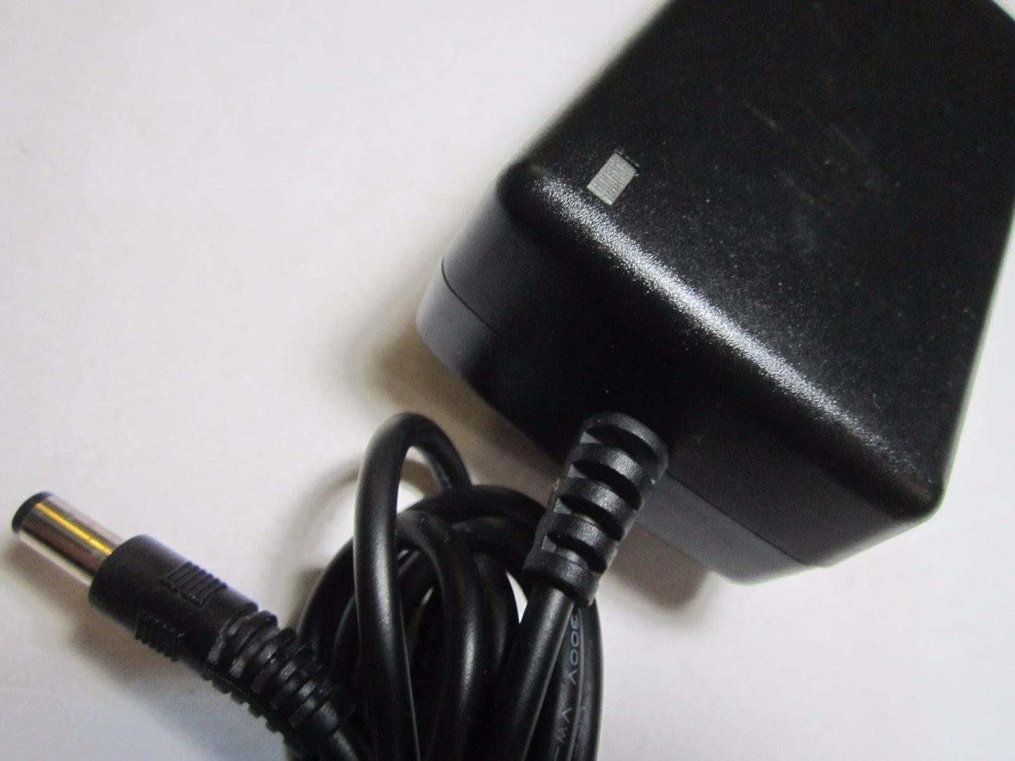 Gear4 Gear 4 House Party 5 AD850120-1500 Output 12.0V 1.5A AC Switching Adapter EU