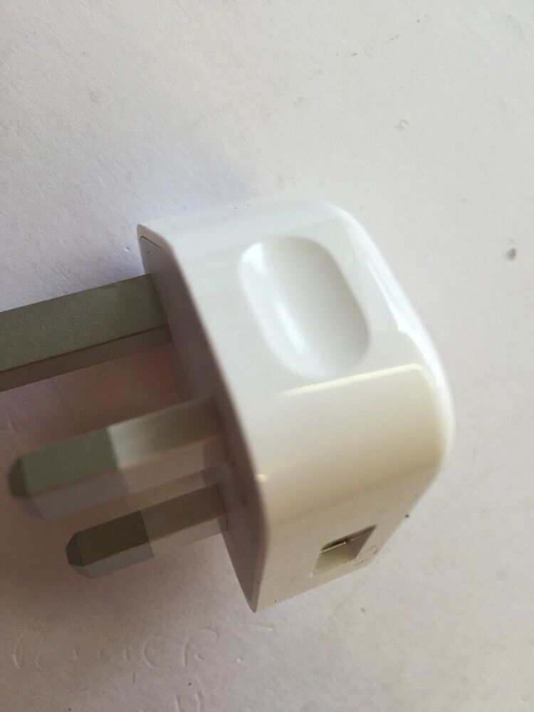 Genuine Original White USB Charger Plug Model A1399 5V 1A Apple Product
