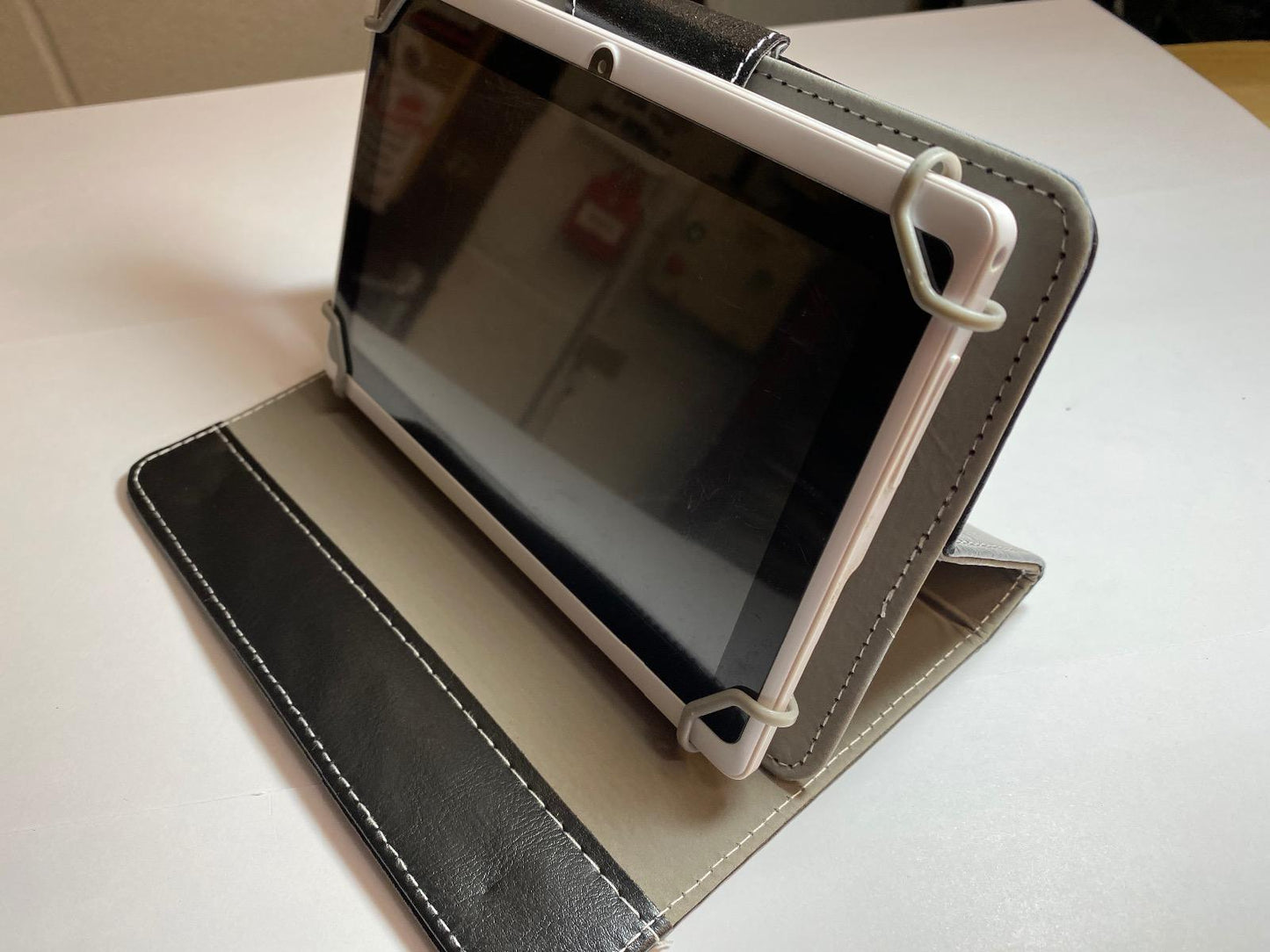 Black Android Man Logo Case/Stand for Elonex eTouch 7 Touchscreen Tablet