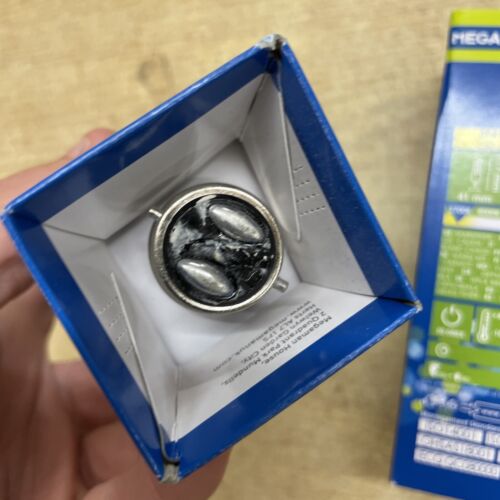 2 X 11 Watt = 50 Watt BC Compact Fluorescent Warm White Megaman 231522