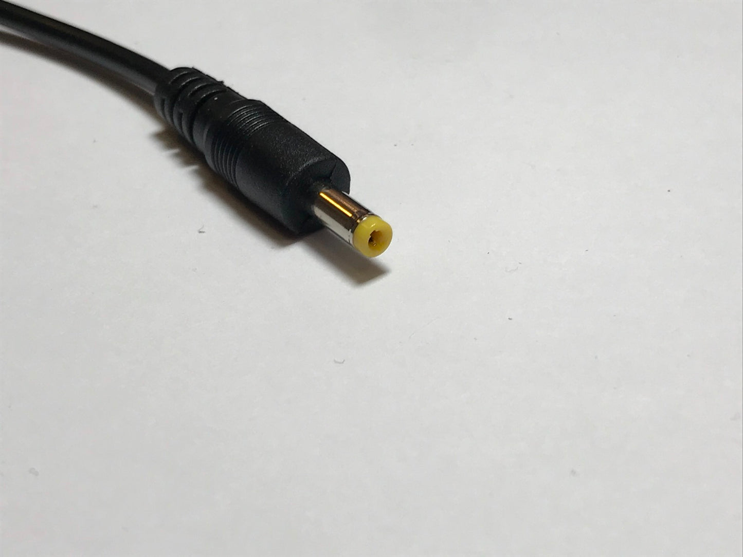 5.5mm x 2.1mm to 4.0mm x 1.7mm DC Extension Wire Lead Convertor Cable 4mm 4x1.7