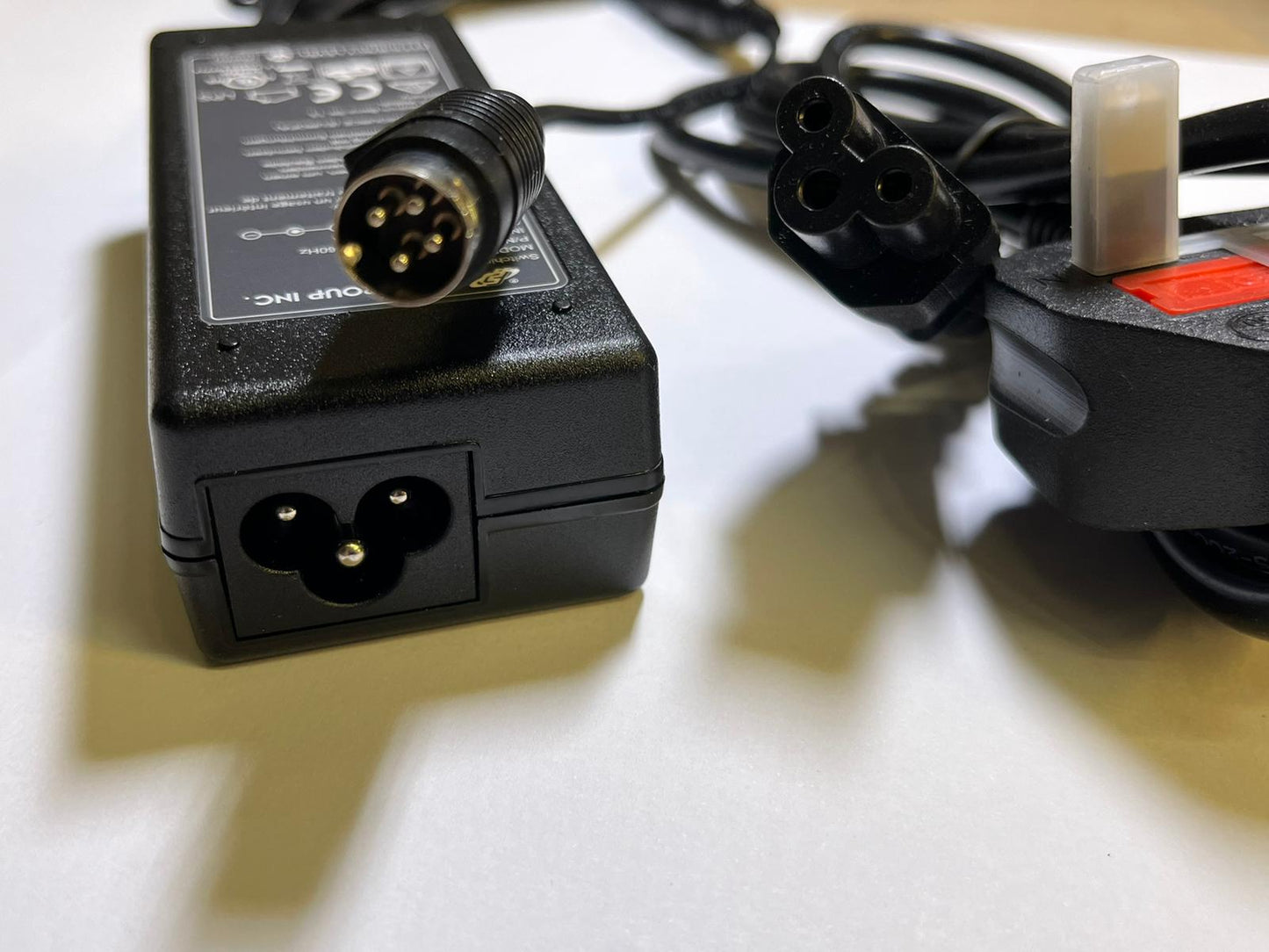 Replacement 19V 4 Pin AC Power Adaptor for J2 615 Touch Screen EPOS Till System