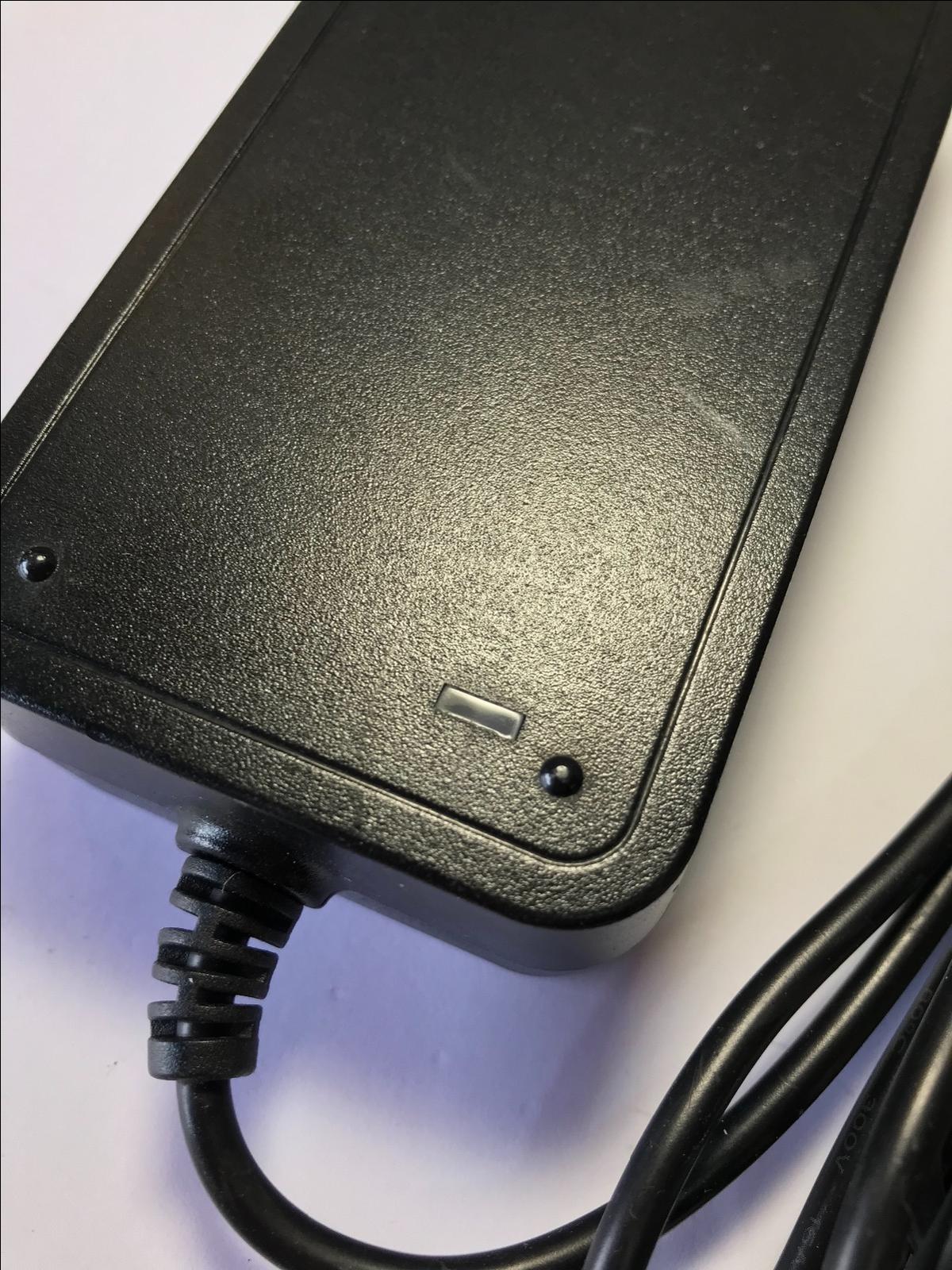 14.0V 4.29A 14V AC-DC Switching Adaptor Power Supply 5.5mm x 2.5mm