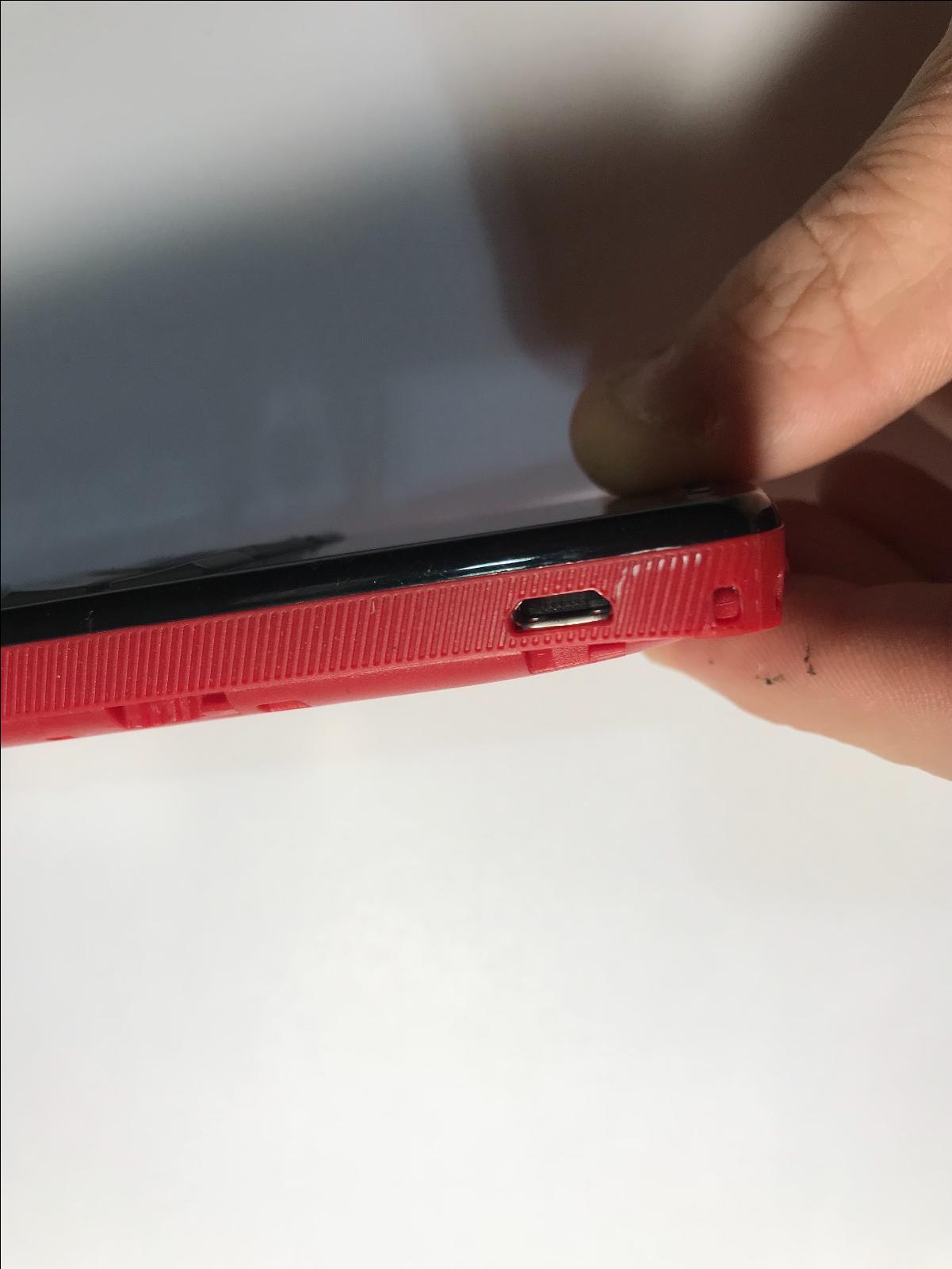 Naked Binatone M312 GSM 900/1800 Mobile Phone (No Battery or Back Cover)