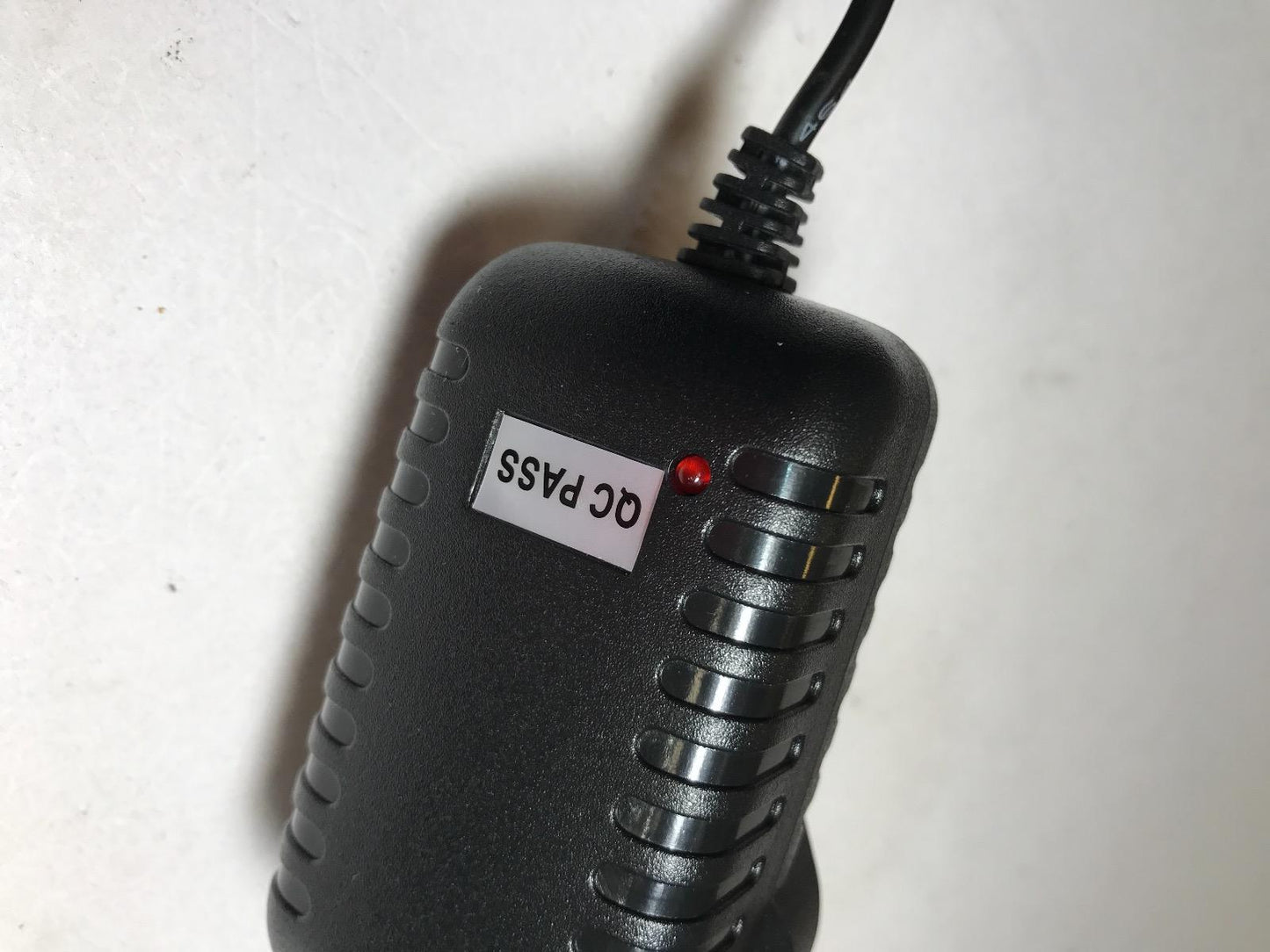 5V 0.5A 500mA AC-DC Switching Adaptor Power Supply 6x4.3 6.0mmx4.3mm