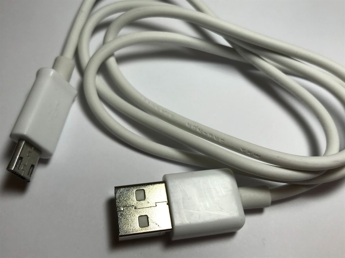 White Micro USB Cable Lead for Software Update to Pure Evoke H3 DAB Radio