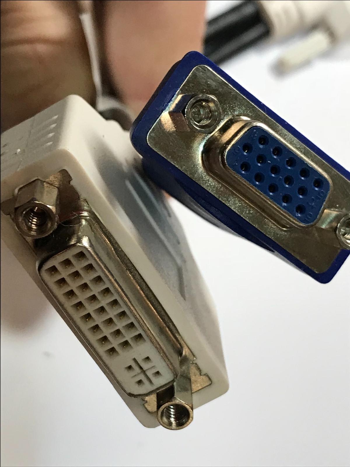 FUJITSU DVI to VGA Adapter 88041016 AOU: 50.MFS02.0010