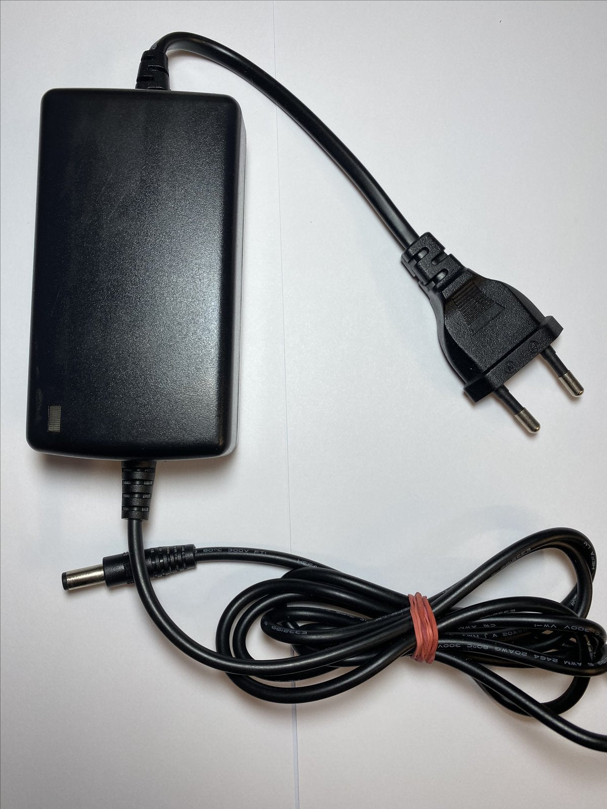 Genuine CYFROWY POLSAT TECHNOLOGY AC ADAPTER MODEL GP-1223C V1.1 12V 2.3A EU