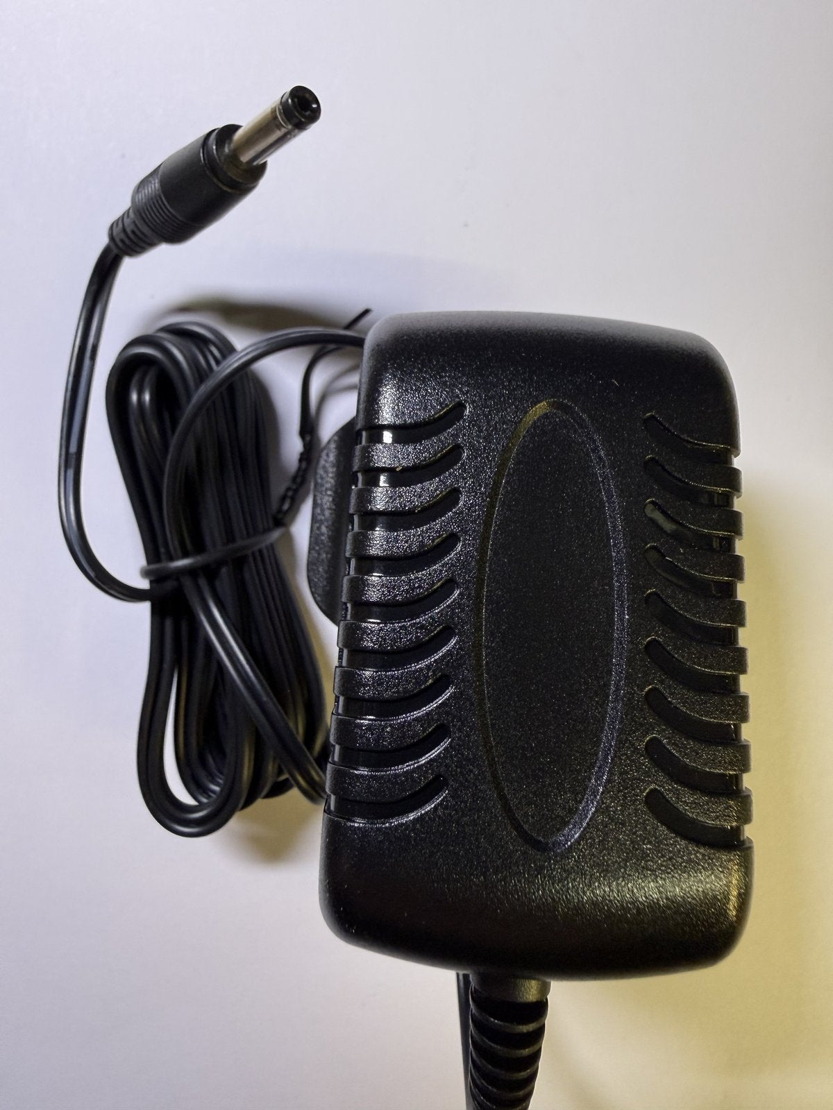 Replacement for 13.3V 0.75A Charger Shark Cordless Vac VM200UK 26 DK012-096050H