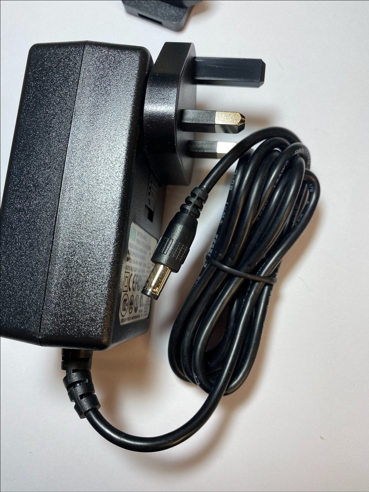 5V 5A 5.0V 5.0A SWITCHING MODE POWER SUPPLY DYS40-050500-15410 DYS40-050500W-K