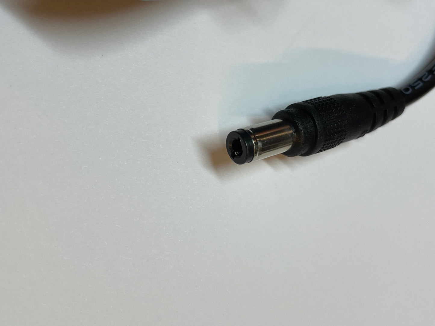 UK 12V 2A AC-DC Adaptor Switching Power Supply YJS036A-1202000B DONGGUAN CITY