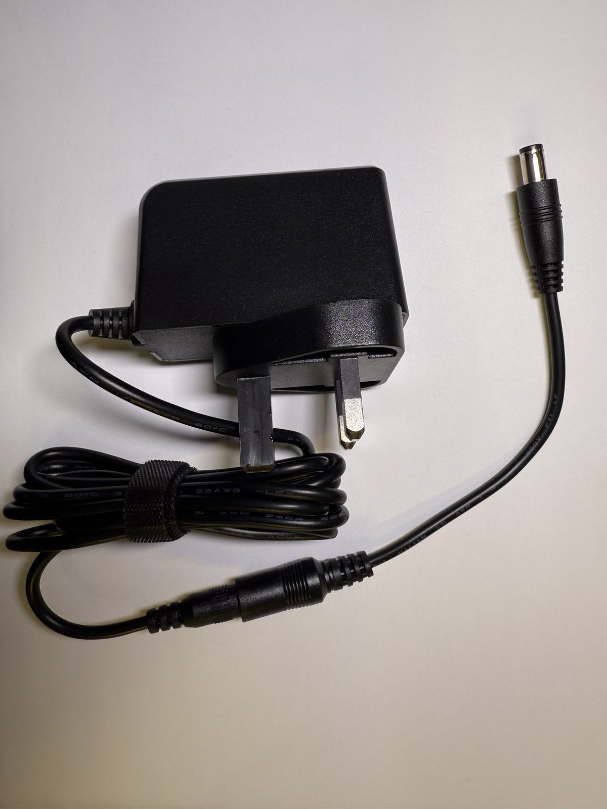 UK Mains 12V 1500mA Switching AC-DC ADAPTOR for SO18RM1200150 BT Home Hub 4 & 5
