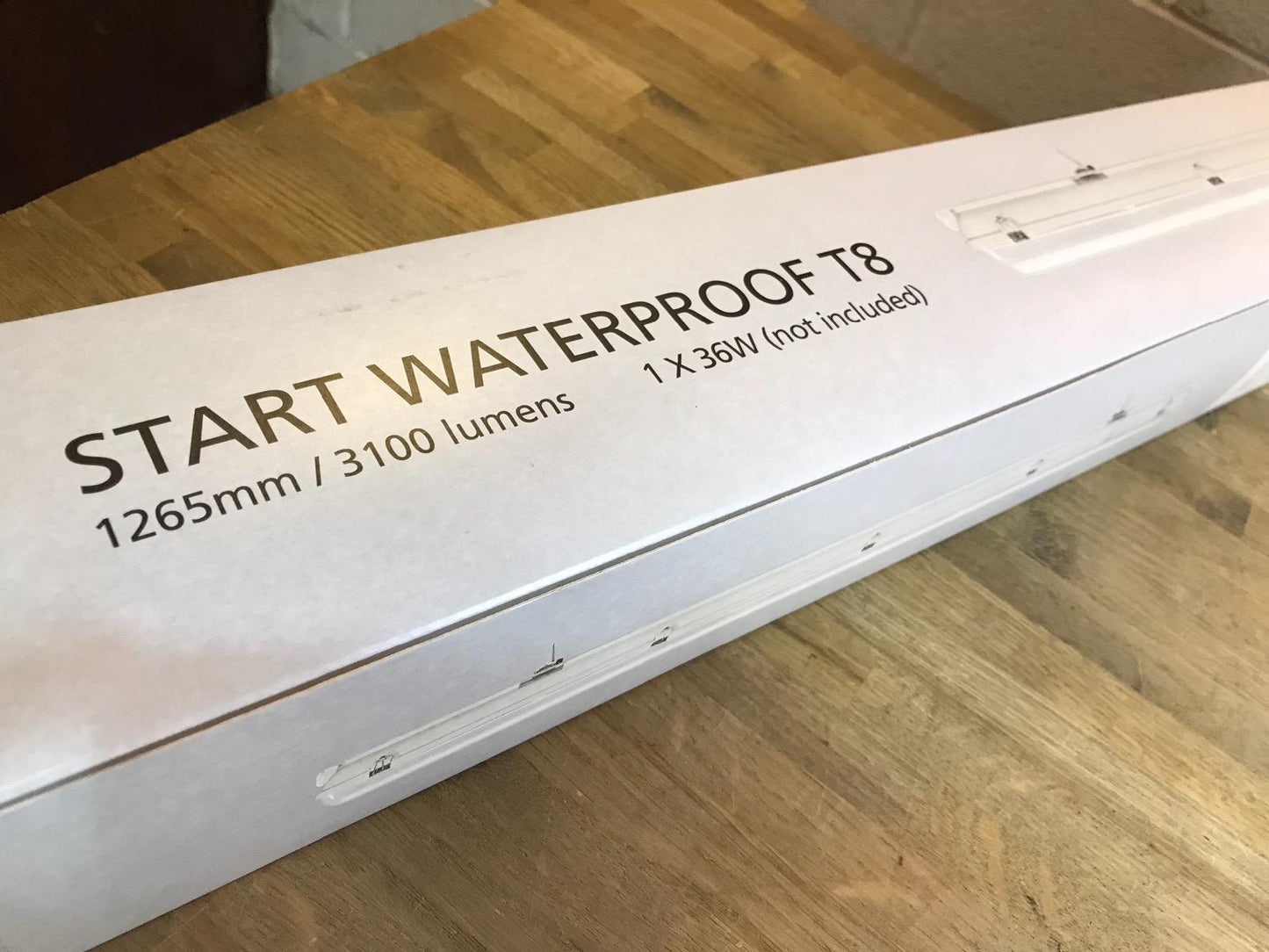 1265mm / 3100 lumens SYLVANIA START WATERPROOF T8 36W IP65 0045402 PC 136 EB