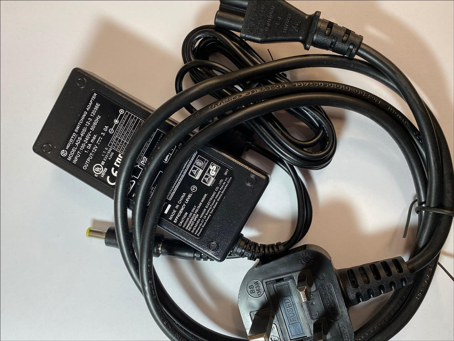 Black Replacement for 12V 2.5A Switching Adaptor SE00000678 BQ36A-1202500-B