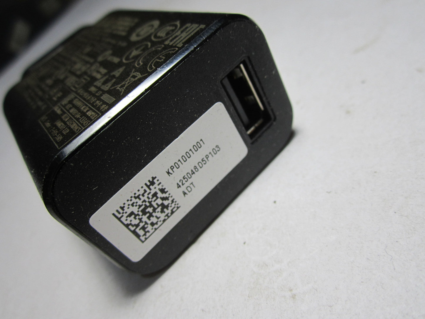 Genuine EU Delta Electronics Inc AC/DC Adapter ADP-10HW A 5.35V 2A USB Plug