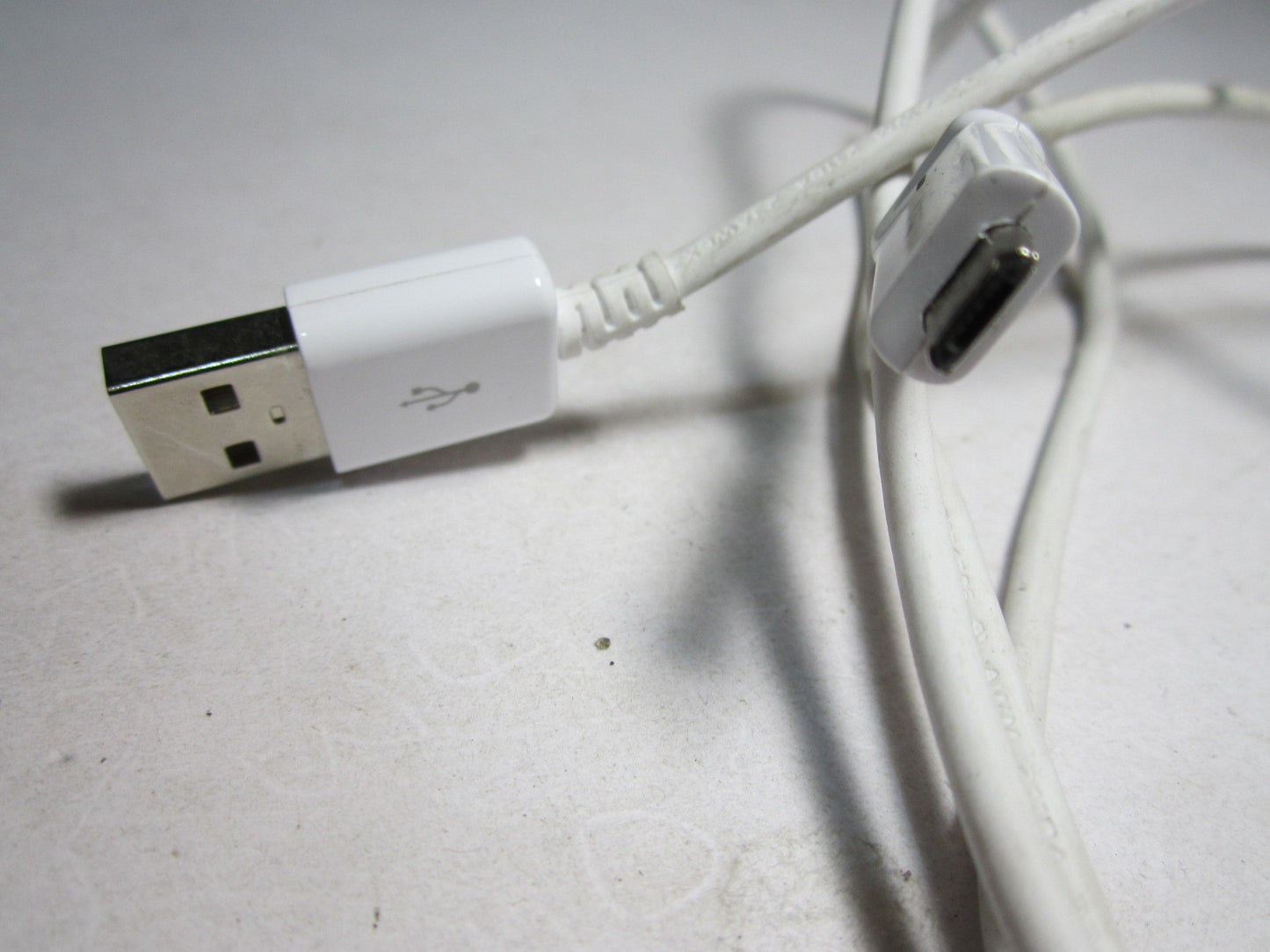 White USB A to Micro B Cable Lead USBA-USBMICROB