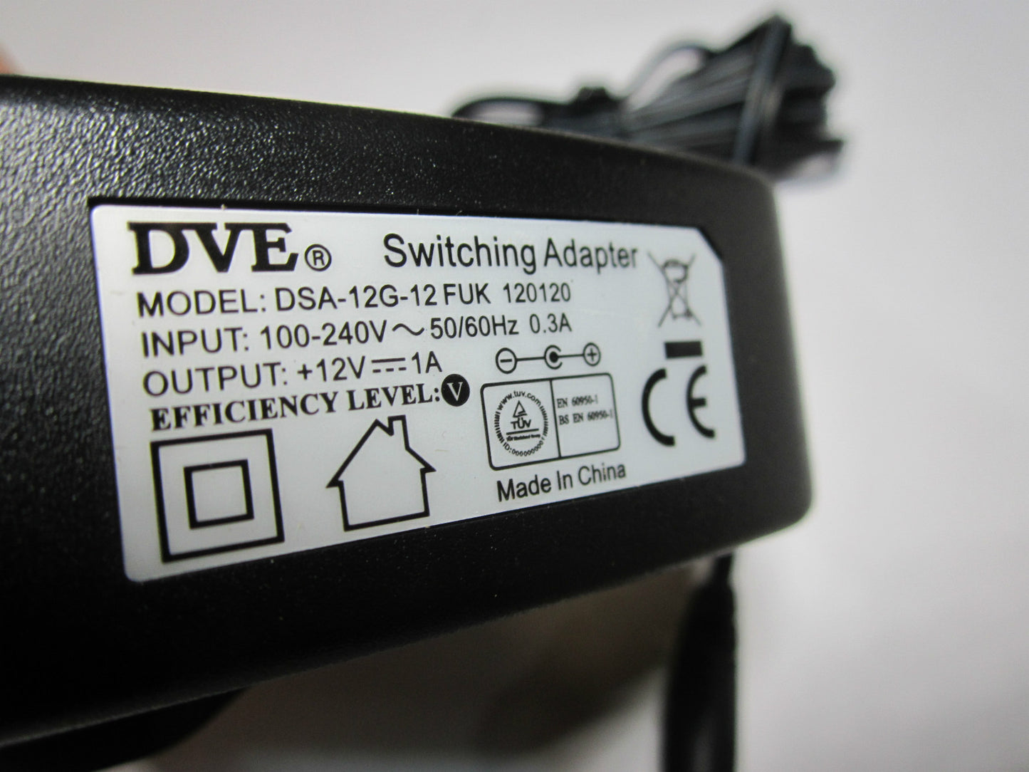 '+12V 1A DVE Switching Adapter Power Supply for model DSA-12GX-12 FUK 120120 12V