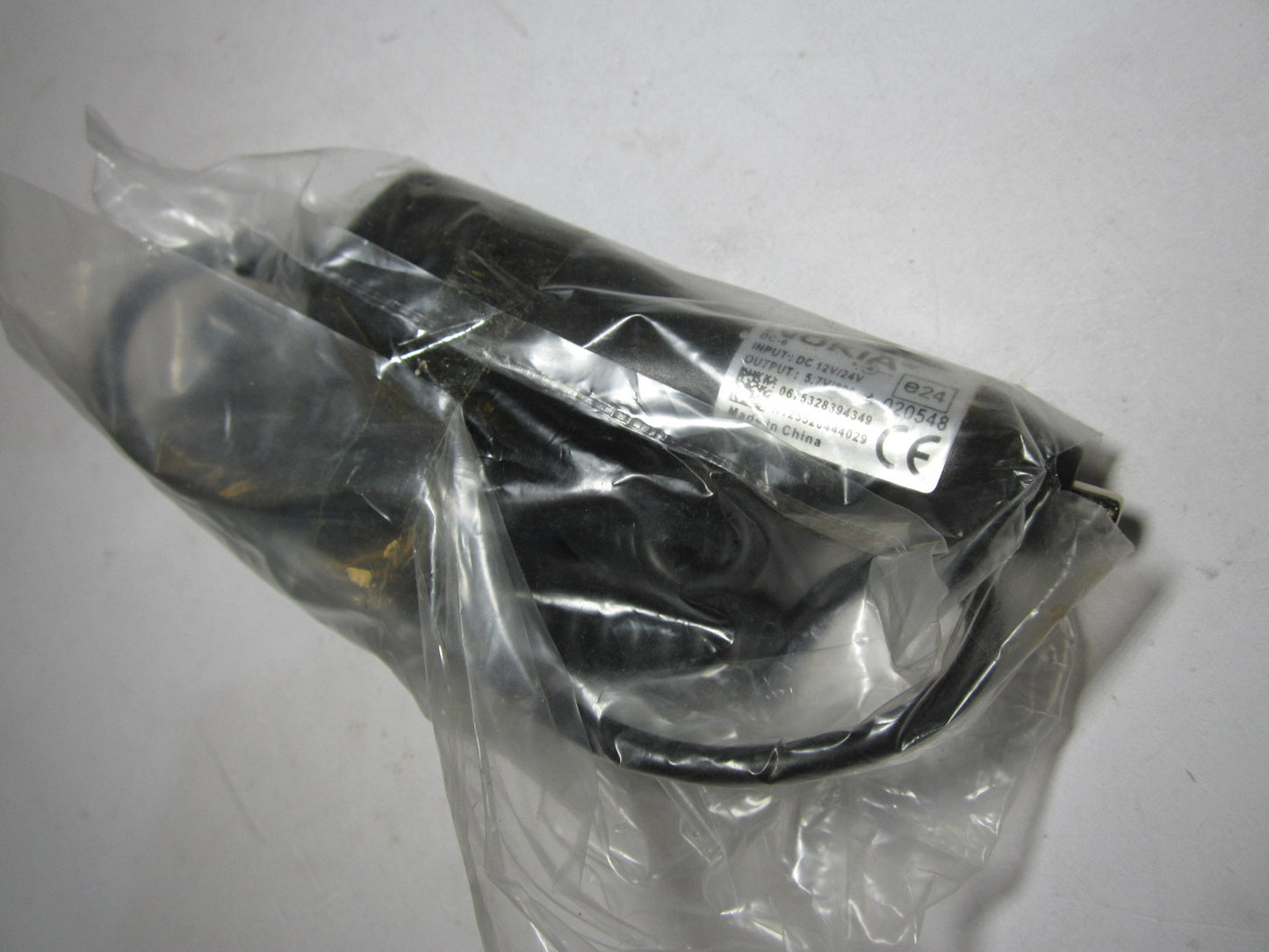 Genuine 5.7V 800mA Nokia DC-6 Lumia 925 1020 1520 620 630 720 Car Charger E24