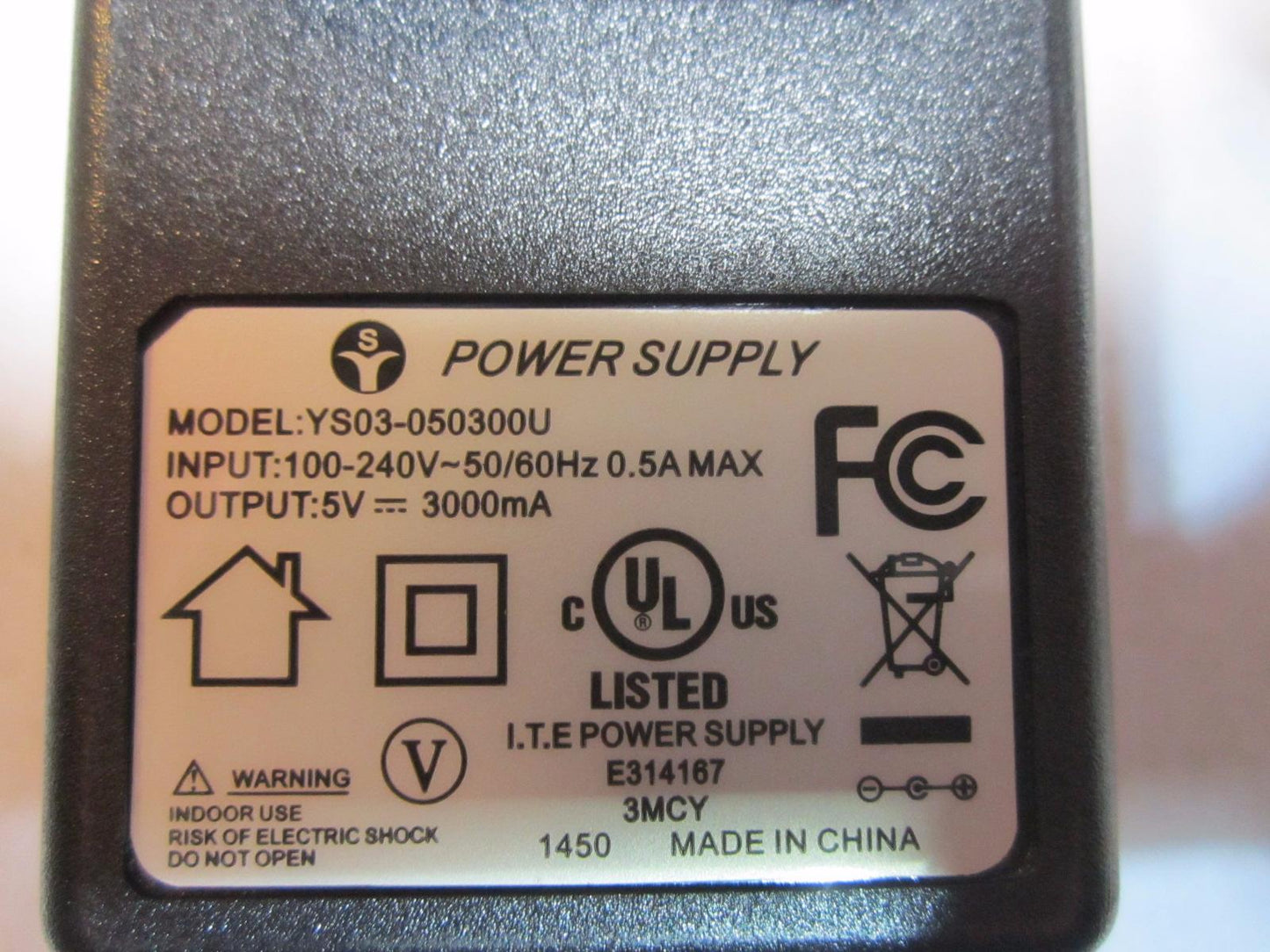 USA 5V 3A 2.5A 2A AC-DC SWITCHING ADAPTOR POWER SUPPLY 5.5MM X 2.5MM US PLUG
