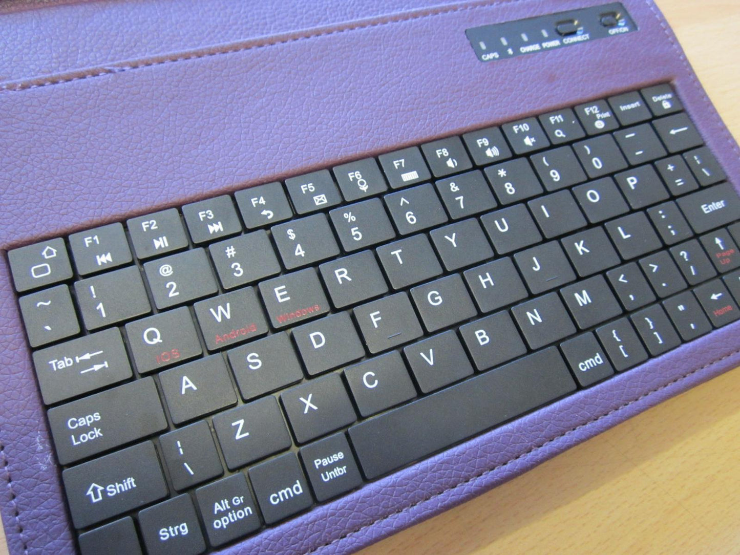Purple Bluetooth Keyboard Carry Case with Stand for 7" Android/Windows Tablet PC