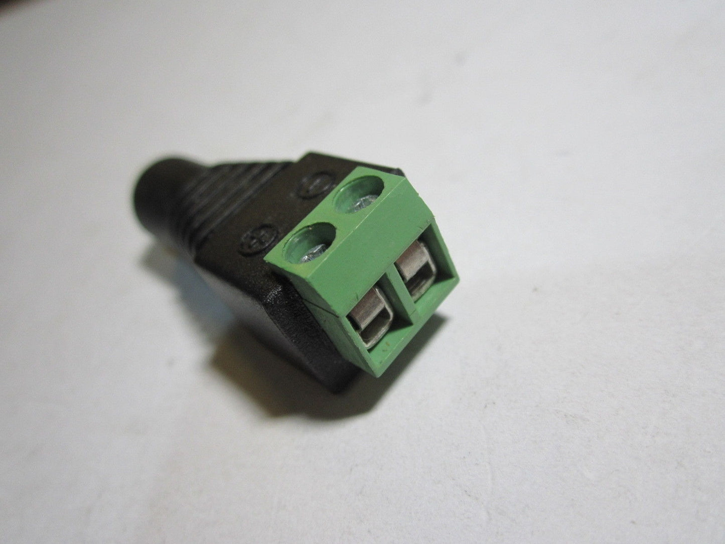 Female 5.5mm x 2.1mm Socket Connector Adaptor to 2 Screws for Bare Wires