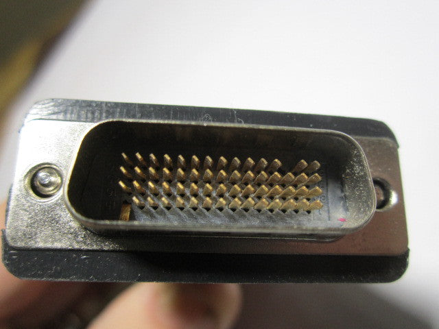 91004085-T DMS-59 to Dual (2) VGA Adapter 887-6852-00 CN-0R0914-25960-4A4-8302