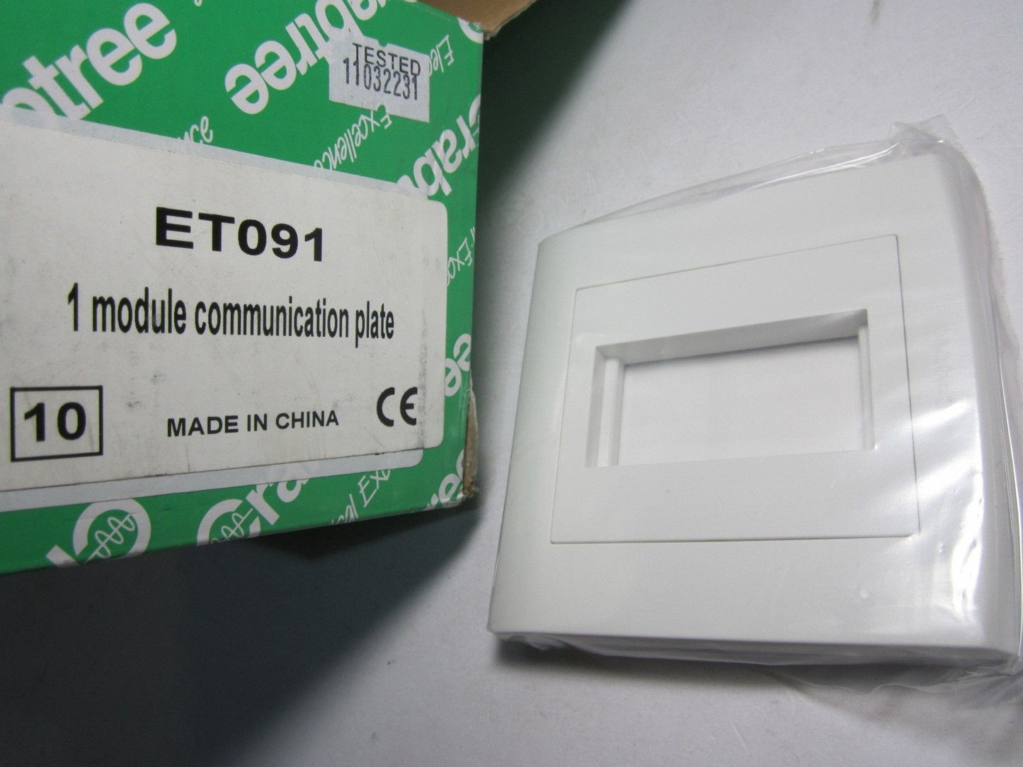 Crabtree ET091 1 Module Communication Plate White DL22544/C