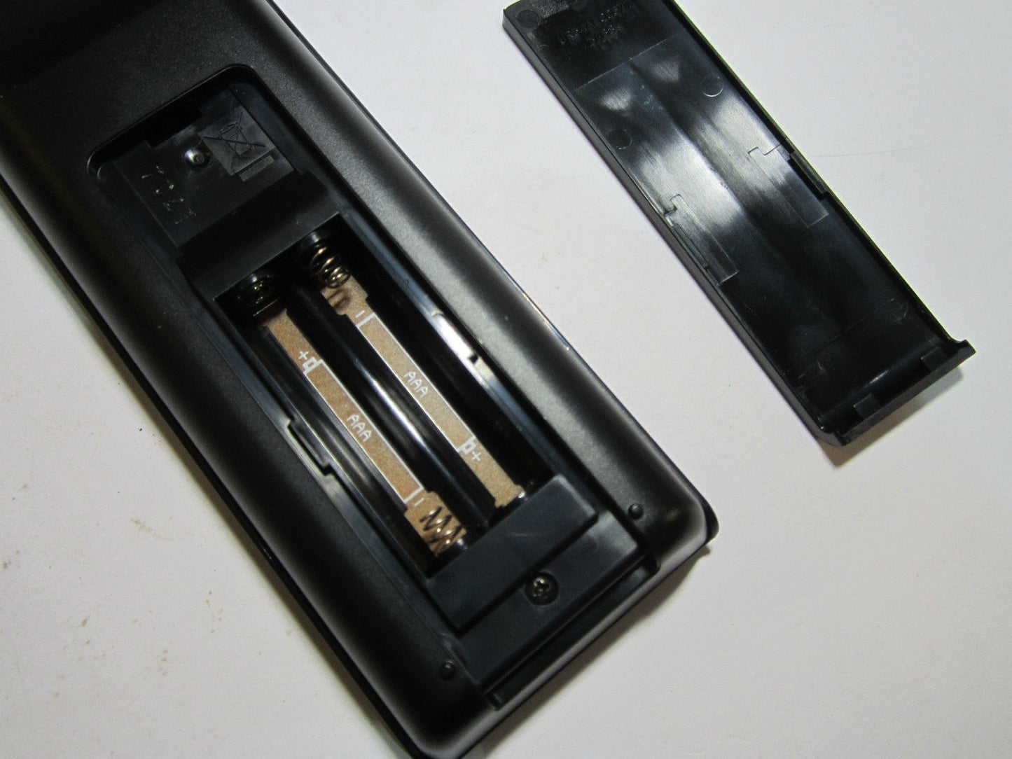 Genuine Acer 25.M7607.001 Remote Control for Acer 35 Series AT2635 26" LCD TV