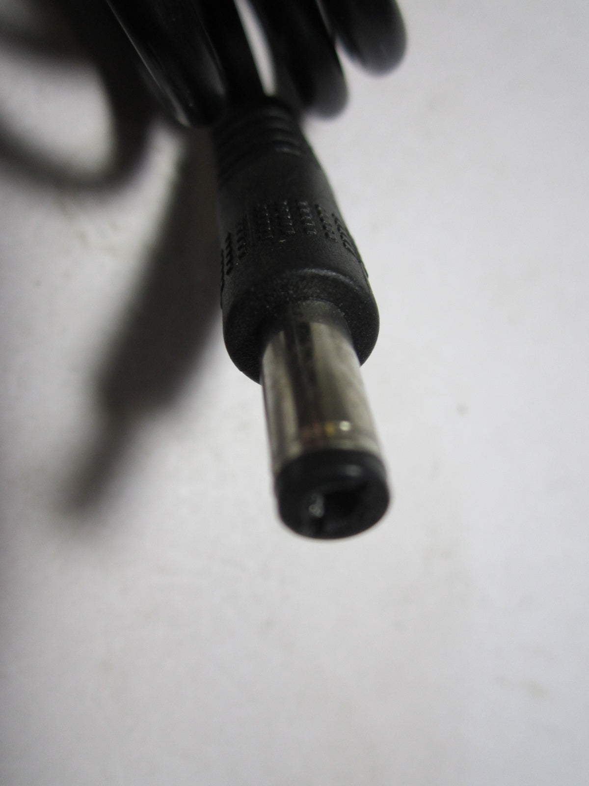 ZASILACZ ADAPTER 5V 2,6A HAPU05B1 WTYK 4mm