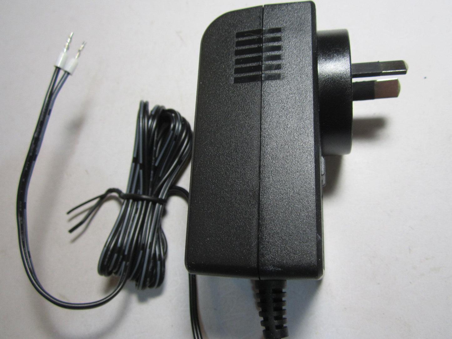 AUS 12.0V 12V 1.5A 1500mA AC-DC Switching Power Supply Adaptor 2 Bare End Wires
