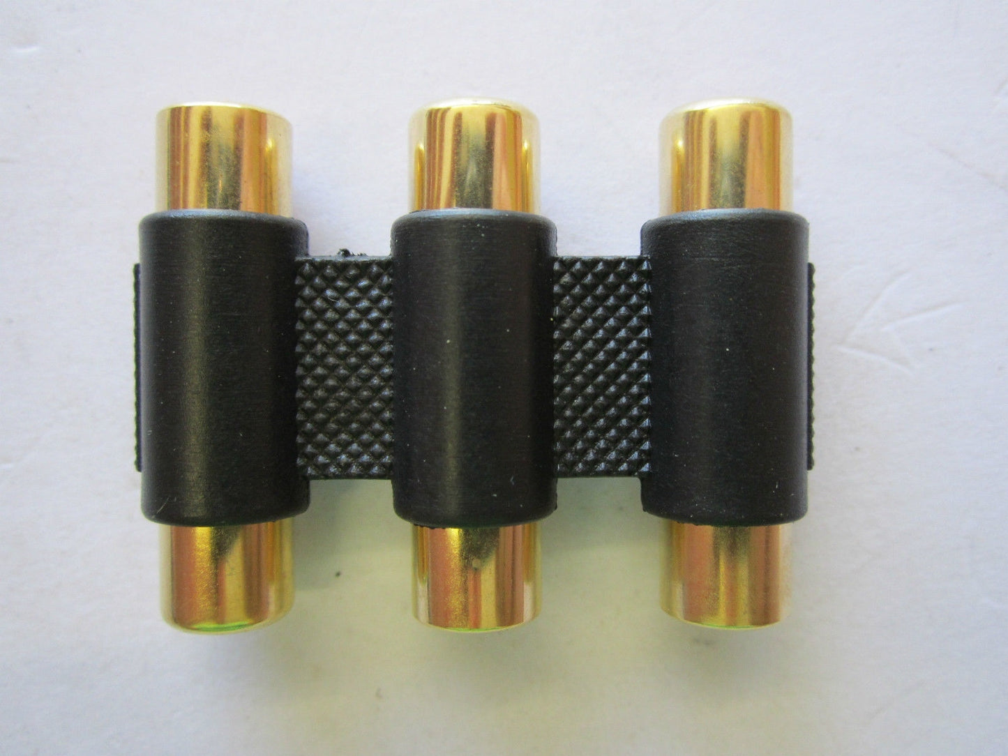 3 RCA Extender Joiner to connect Red/White/Yellow together to make longer