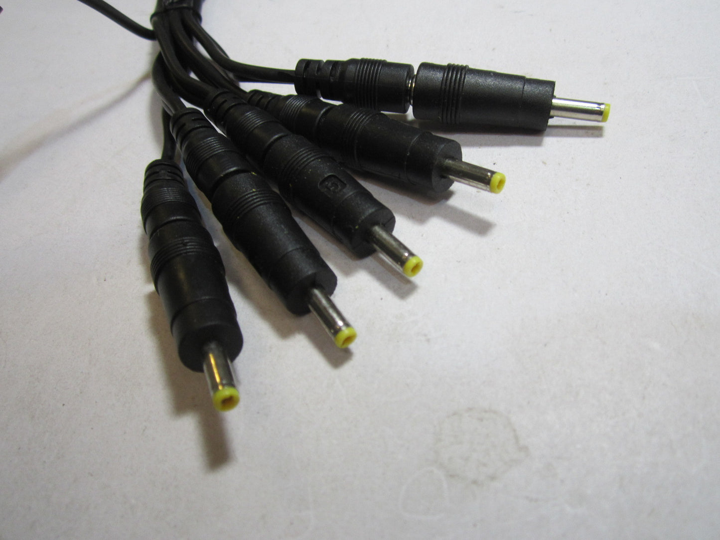 AUS 9V 2A Mains AC-DC Adaptor Power Supply with 5 Way Daisy Chain for Korg Volca