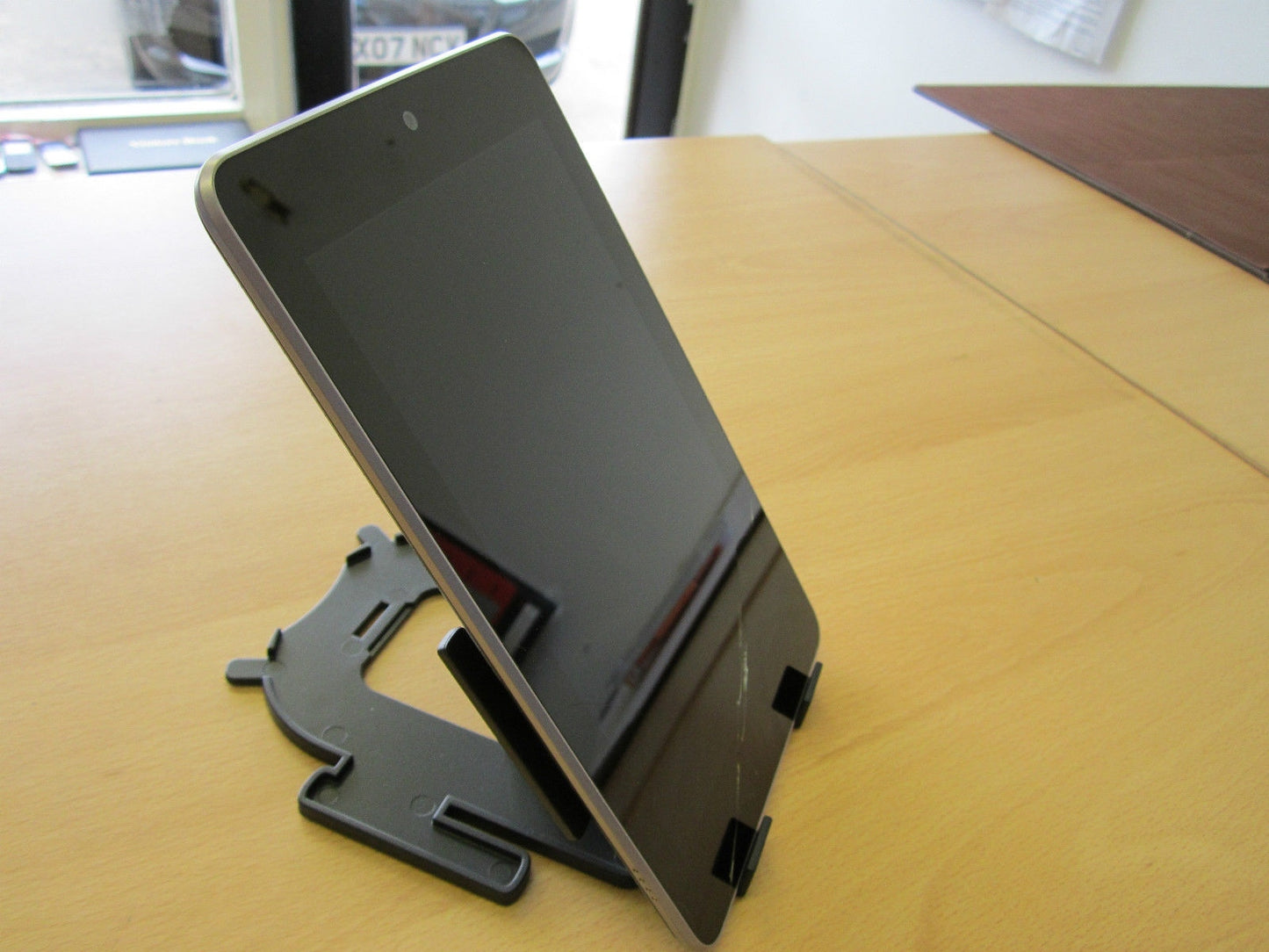 Purple Android Robot Man Multi Angle Stand Desk Cradle for Maxtouuch Tablets