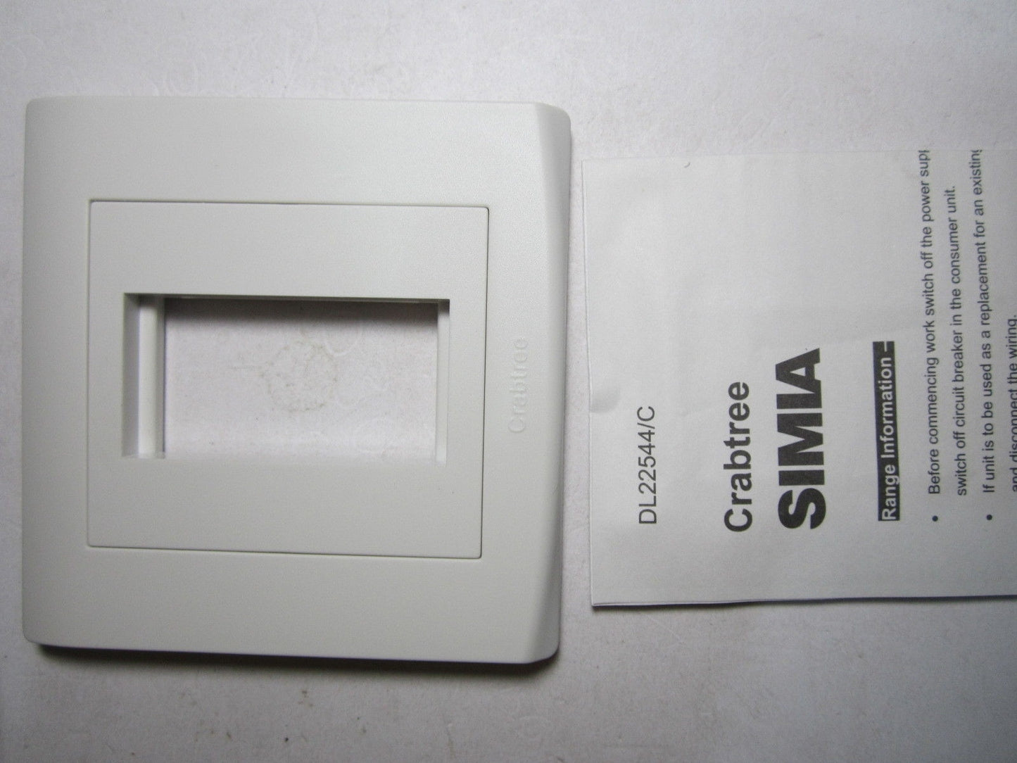 Crabtree ET091 1 Module Communication Plate White DL22544/C
