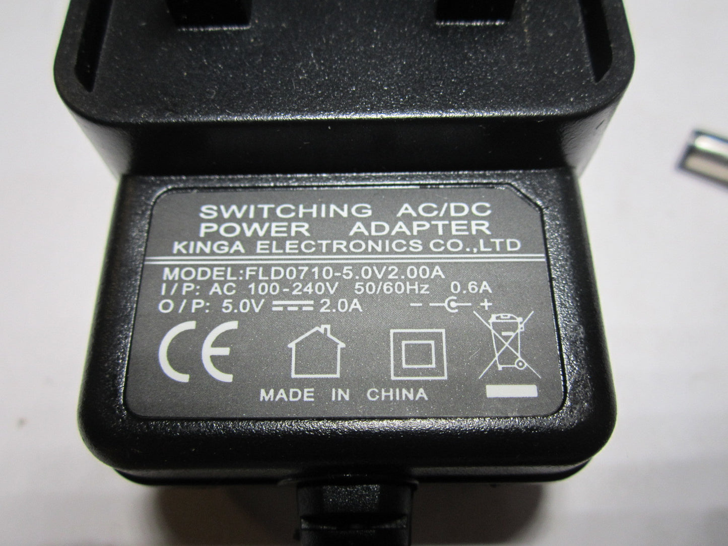 UK 5.0V 2.0A Switching AC/DC Power Adapter Kinga Electronics FLD0710-5.0V2.00A