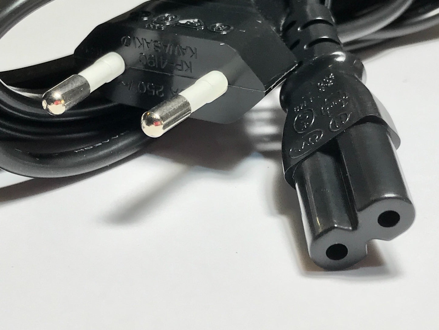 EU European Power Cord Cable Lead with Fig 8 Connector Connection 100704758