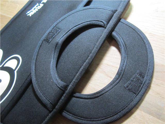 Black 9.7" Tablet Ipad Soft Carry Case Bag with Handles Plain / Monkey