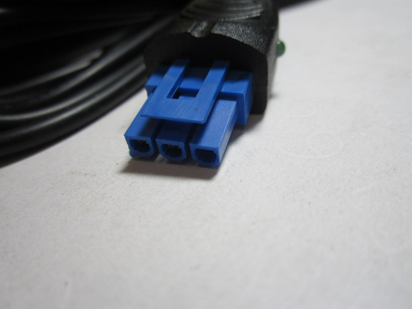 HP 0957-2093 AC-DC Power Supply Adapter 32V 2500mA PSU