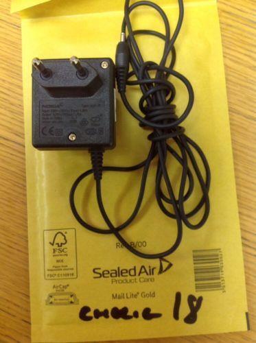 Genuine NOKIA ACP-7E 3.7V 355mA 1.3VA EU Plug