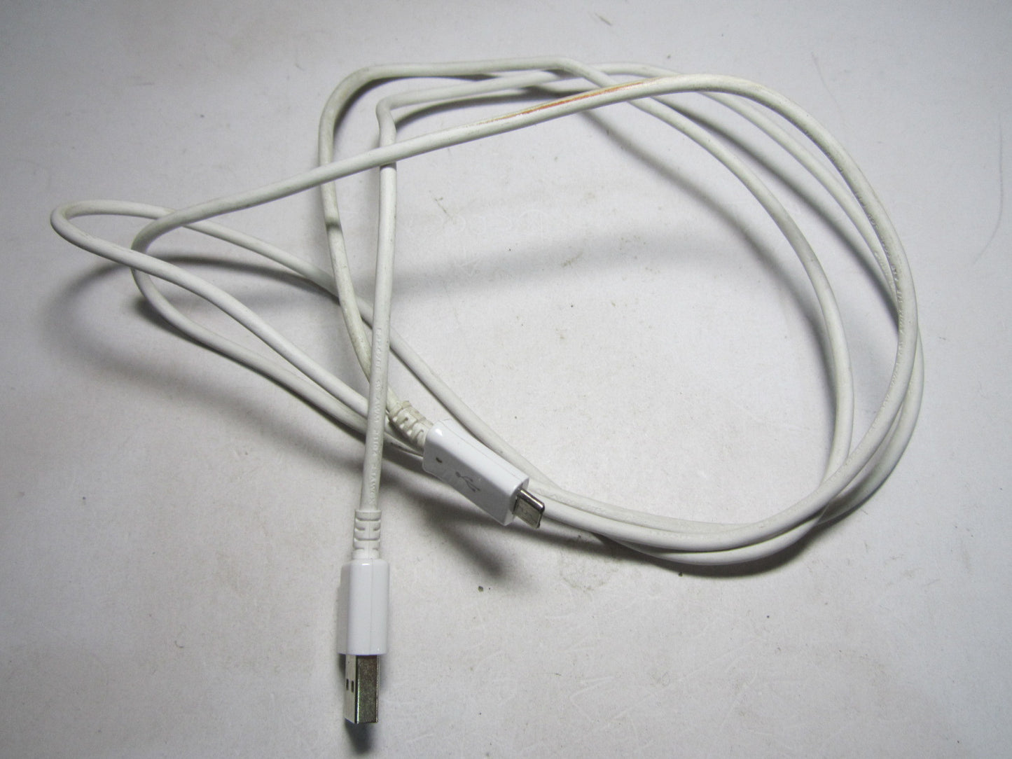 White USB A to Micro B Cable Lead USBA-USBMICROB